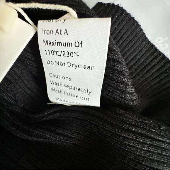 Commense Black Tank Top Cropped Ribbed Knit SZ XS NWT - Picture 8 of 10